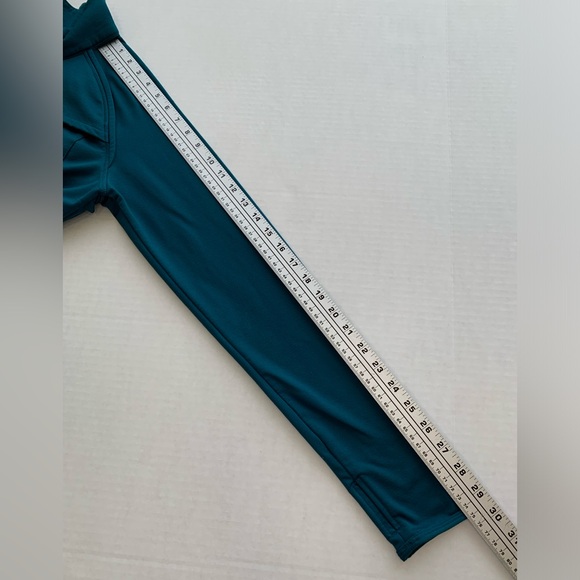 Fabletics Jacket - Teal - Medium - EUC - Athletic - Yoga - Workout - Picture 15 of 15